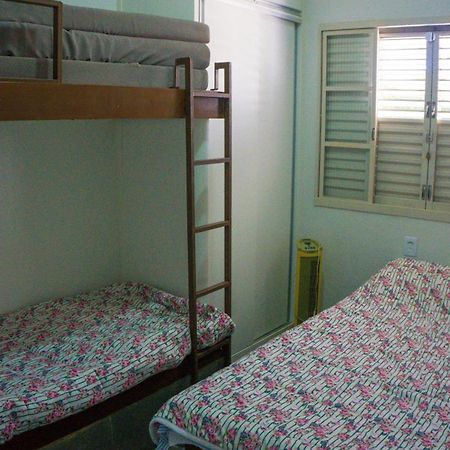 Suites Jardim Dos Lagos Capitólio Exterior foto