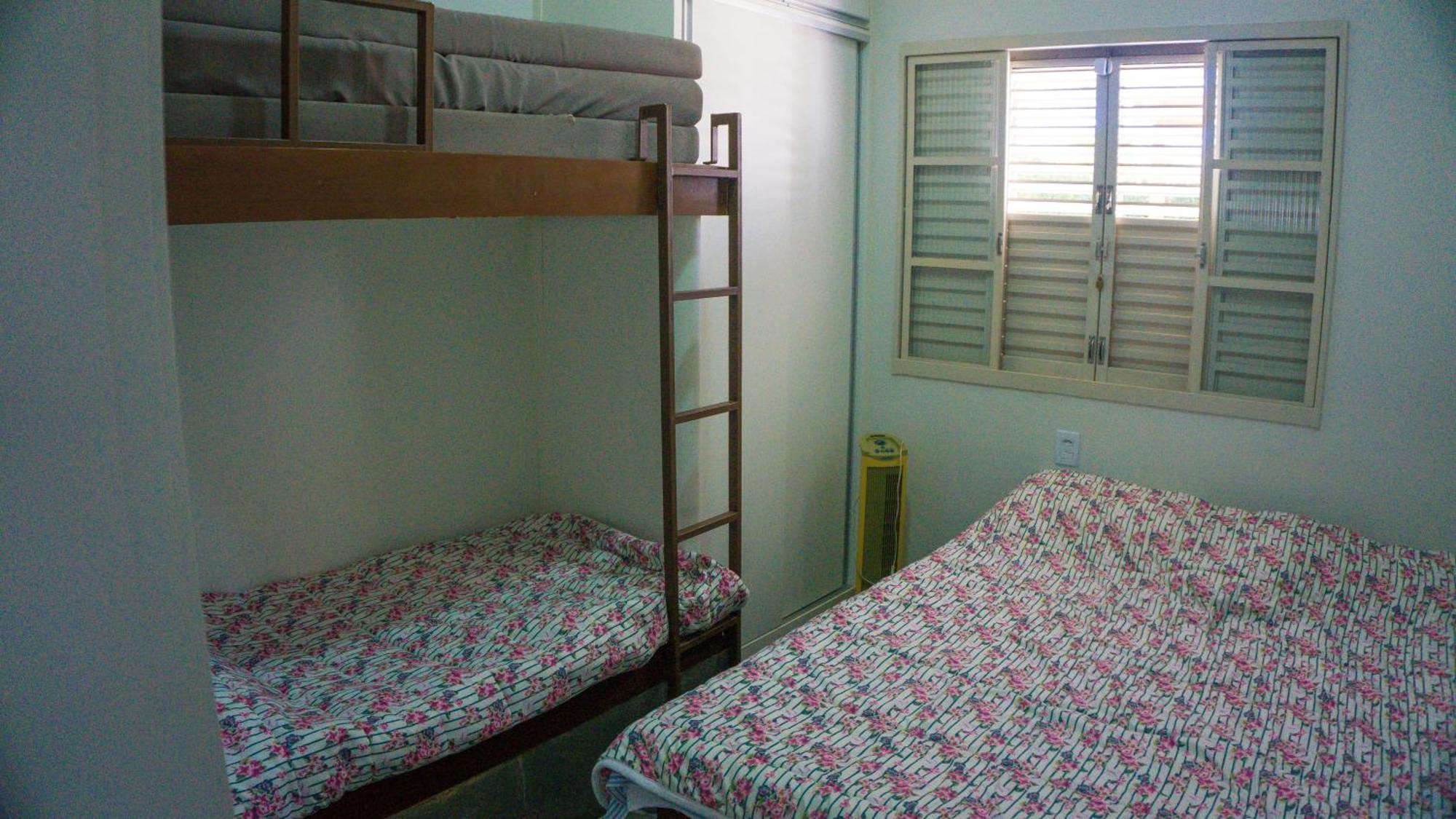 Suites Jardim Dos Lagos Capitólio Exterior foto